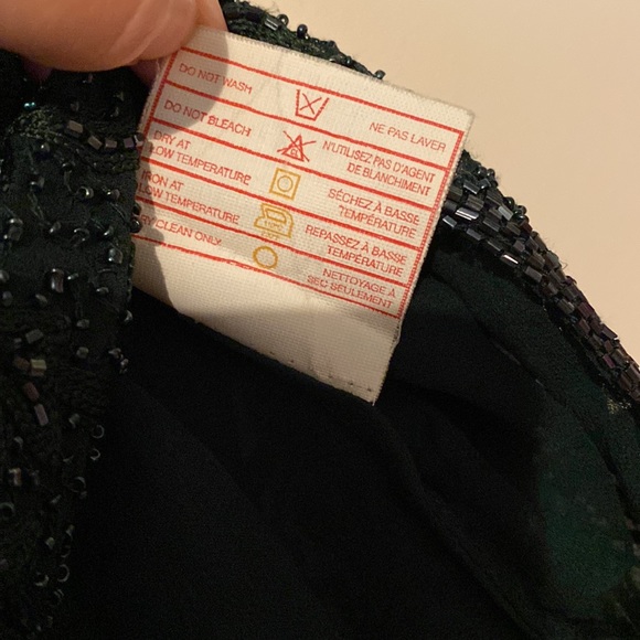 Vintage women’s Peter Nygård size small heavily beaded blouse top emerald green - Picture 7 of 9